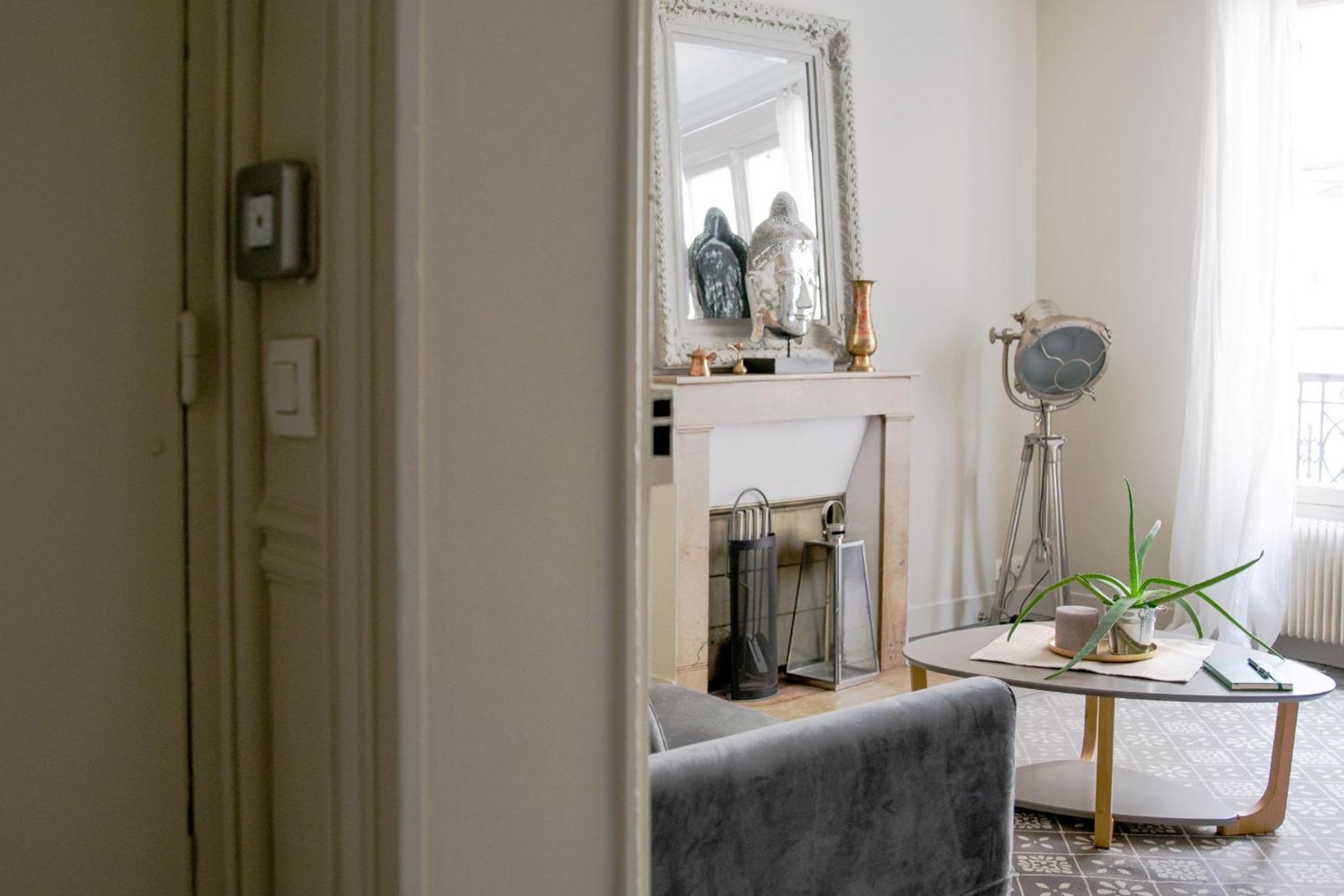 Eiffel Tower & Les Invalides - 1Br - Cityapartmentstay París Exterior foto